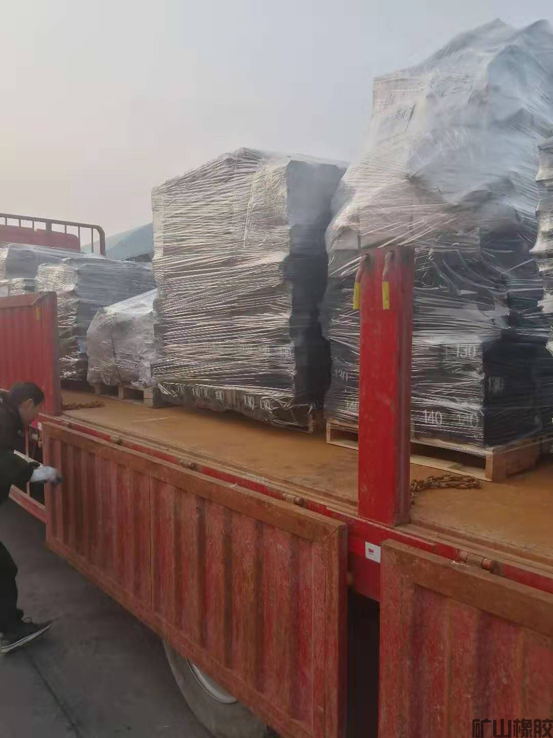 哪兒來的效益？干就得了——為萊州市礦山橡膠廠全體員工點贊(圖3)